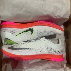 Nike Spike Flat